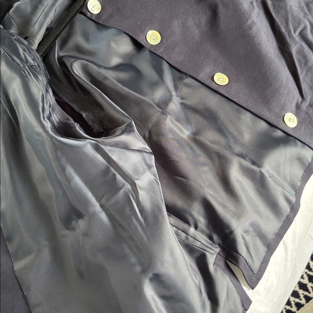 Navy Button-Front 3/4 Sleeve linen blend lined jacket. - Picture 8 of 16